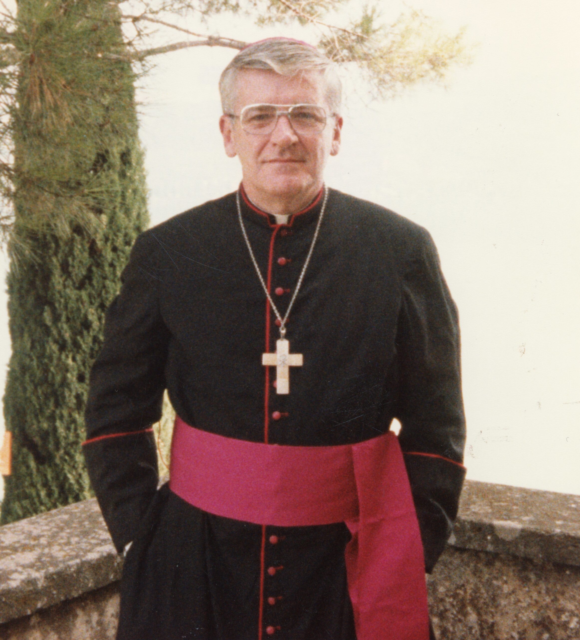 Bishop-Murphy-in-Rome-Version-2